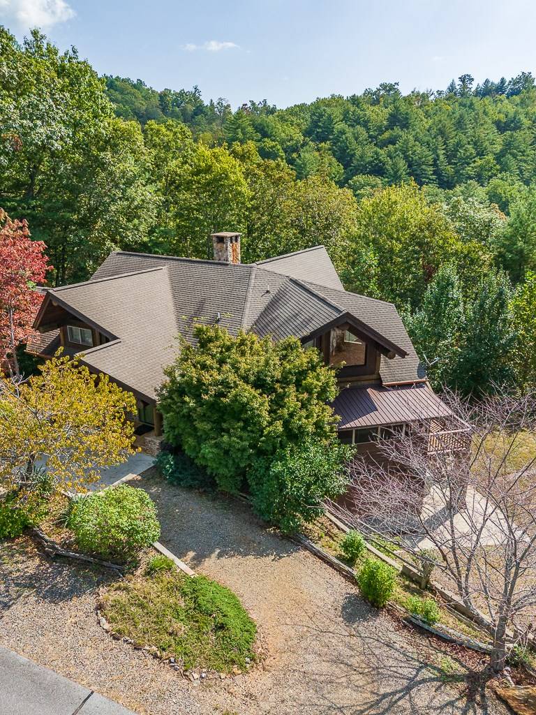 Hayesville, NC 28904,733 GRANITE DR