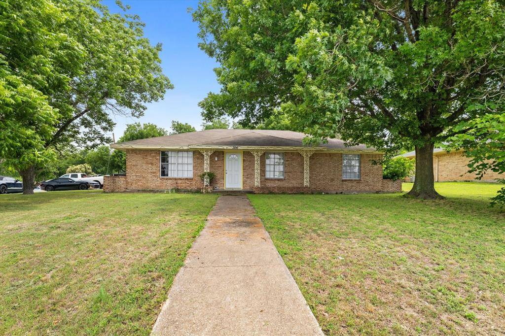 Desoto, TX 75115,306 N Lyndalyn Avenue