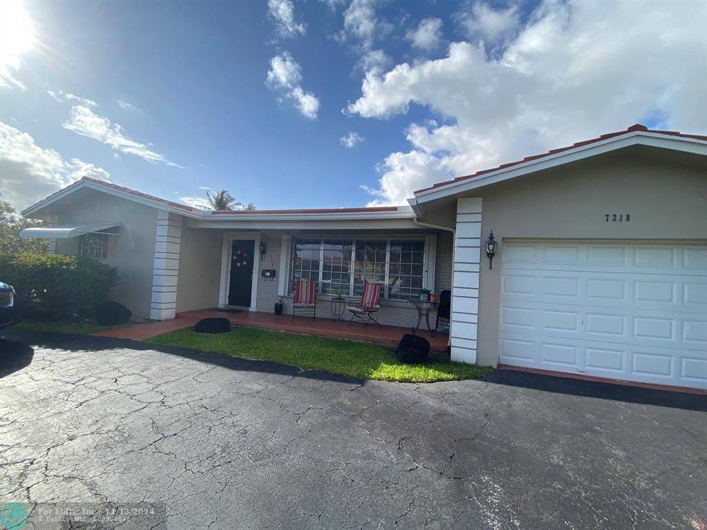 Plantation, FL 33317,7218 E Tropical Way