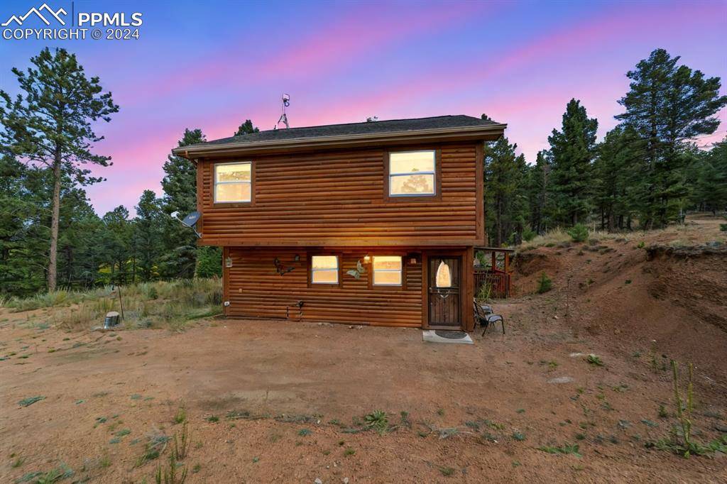 Florissant, CO 80816,109 Garnet WAY