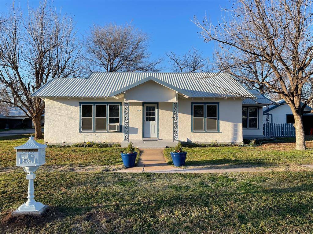 Seymour, TX 76380,410 W Reiman Street