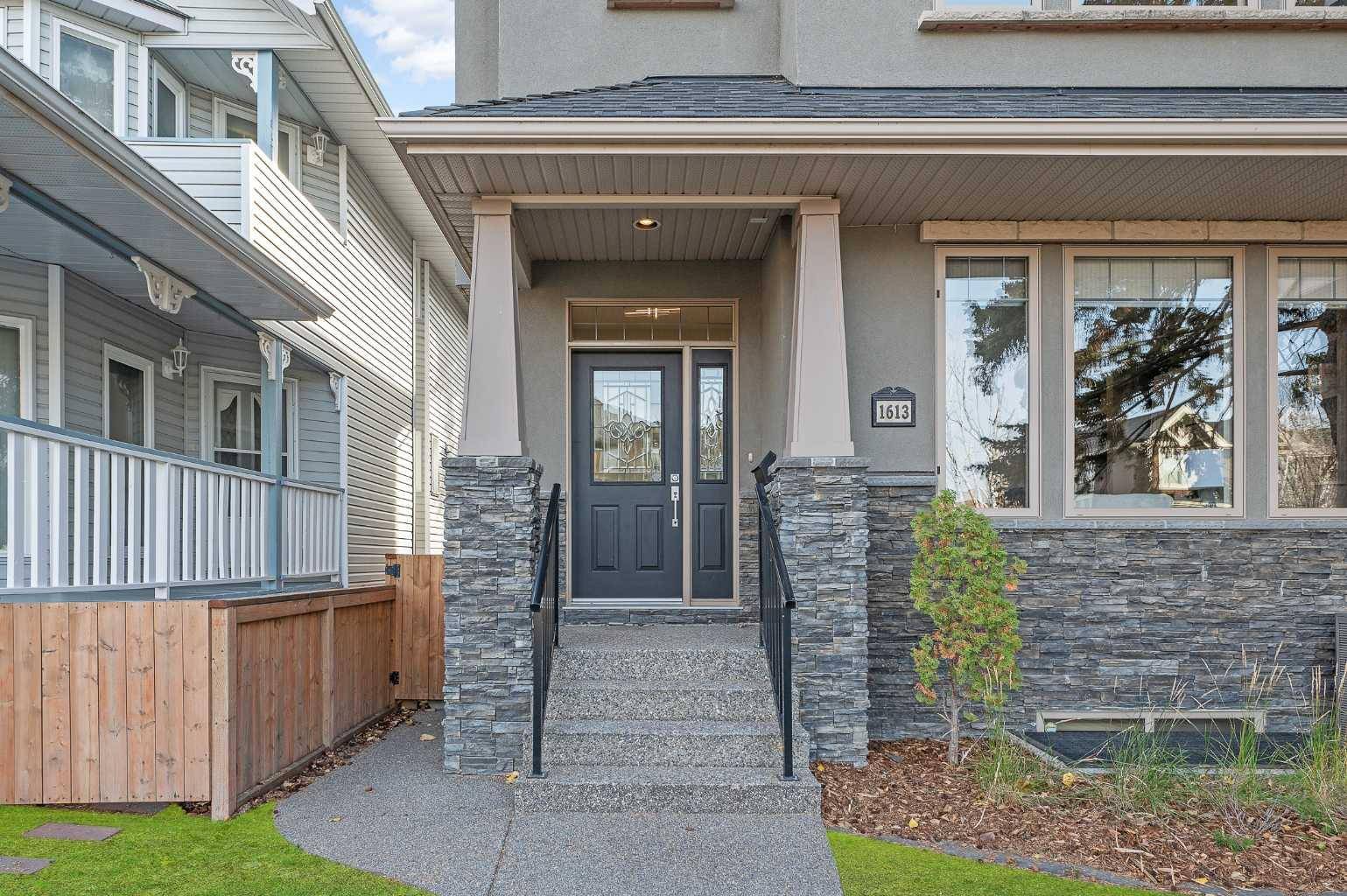 Calgary, AB T2M 0X2,1613 18 AVE NW