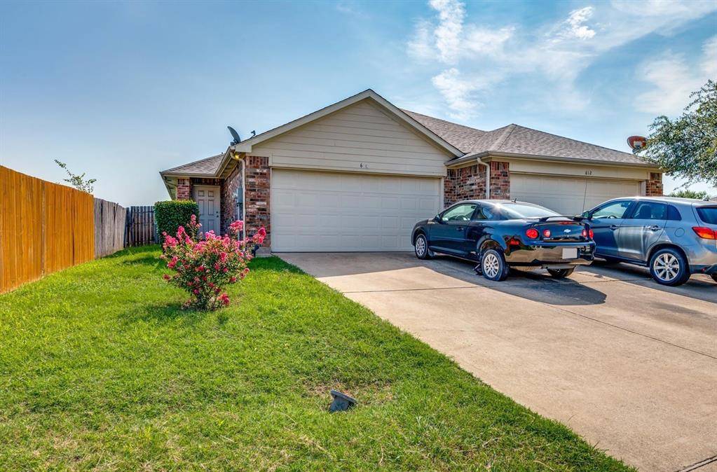 Crowley, TX 76036,612 Canoe Way