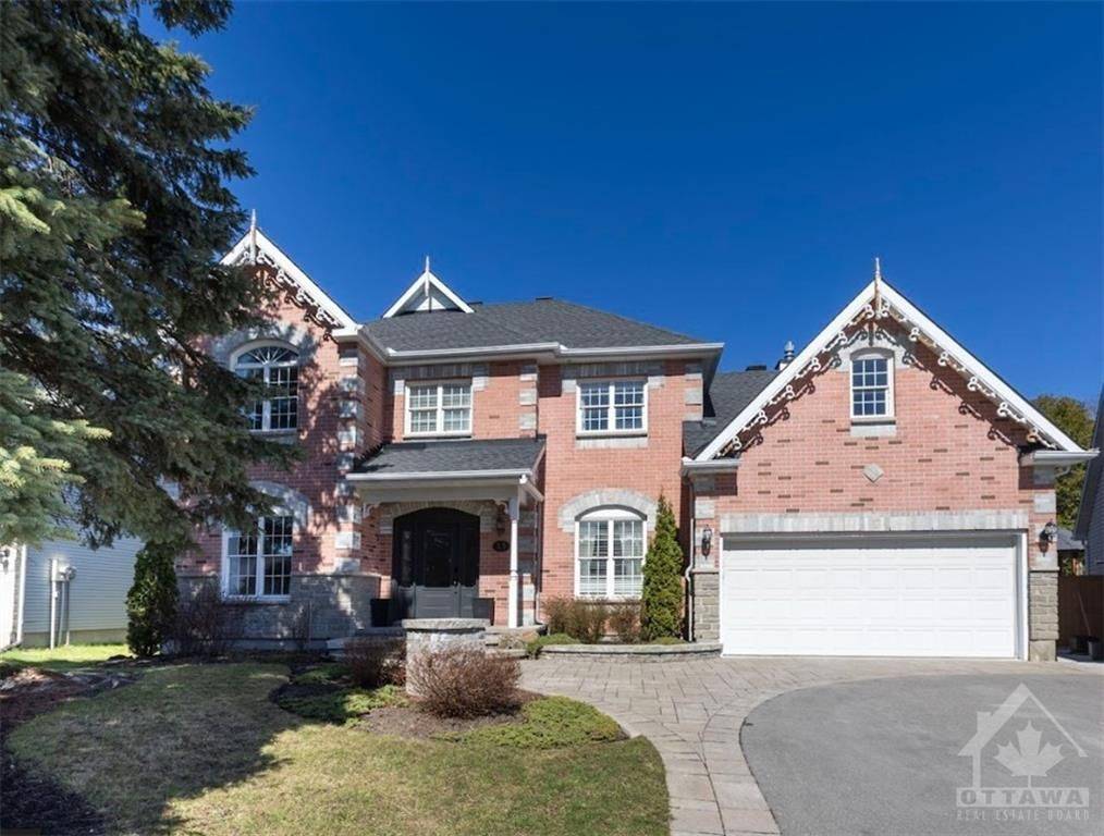 Stittsville - Munster - Richmond, ON K2S 1R2,53 CRANTHAM CRES