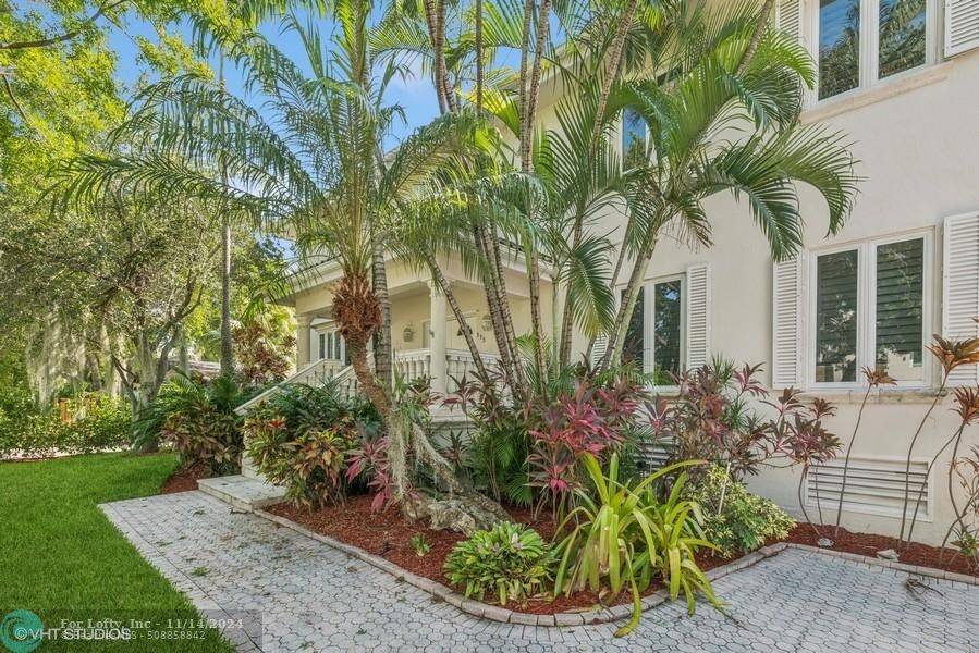 Key Biscayne, FL 33149,375 Ridgewood Rd