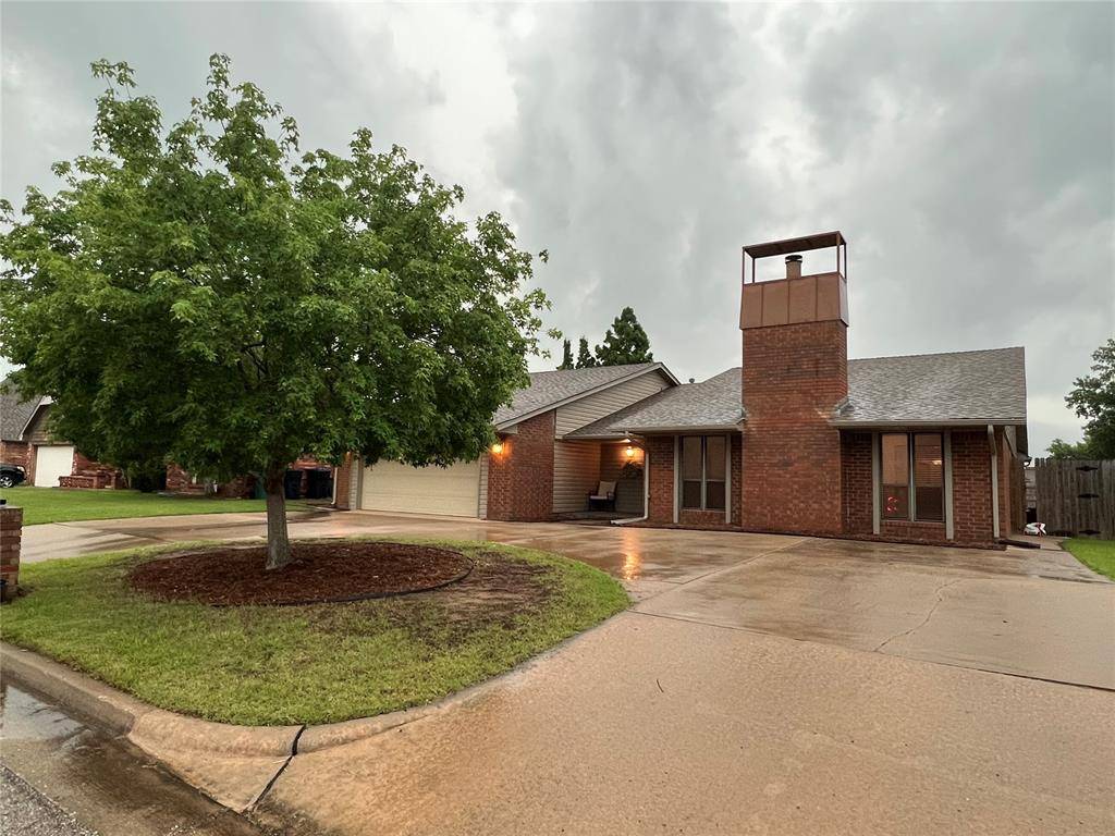 Edmond, OK 73013,14008 Apache Drive