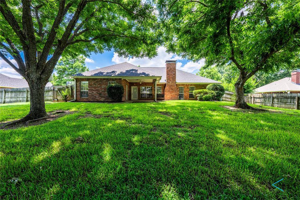 Athens, TX 75751,916 Van Winkle Circle