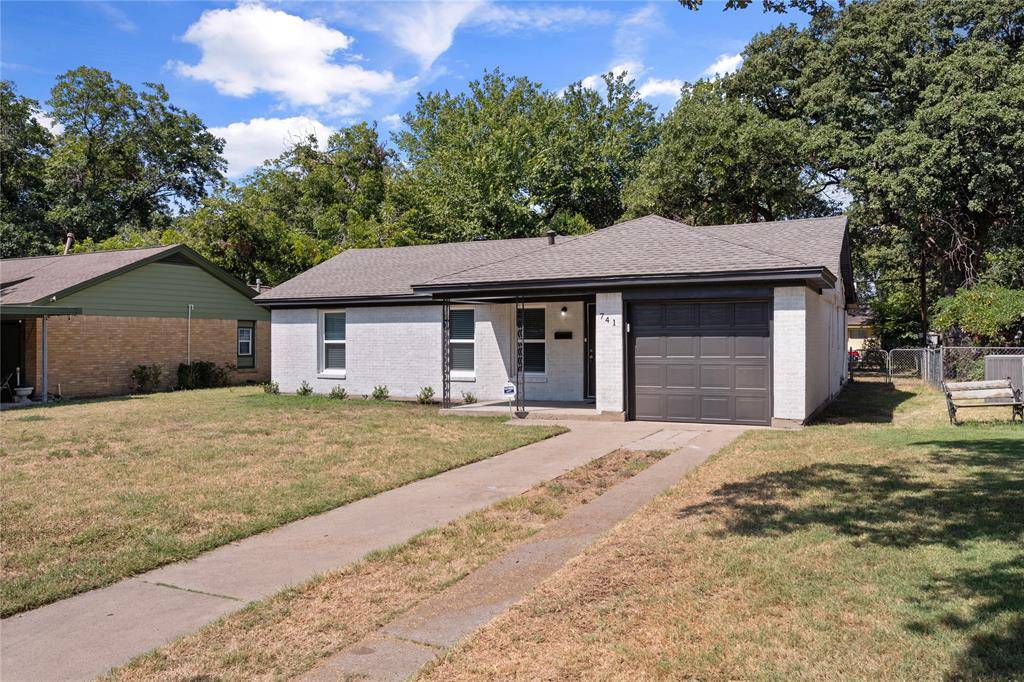 River Oaks, TX 76114,741 Lynda Drive