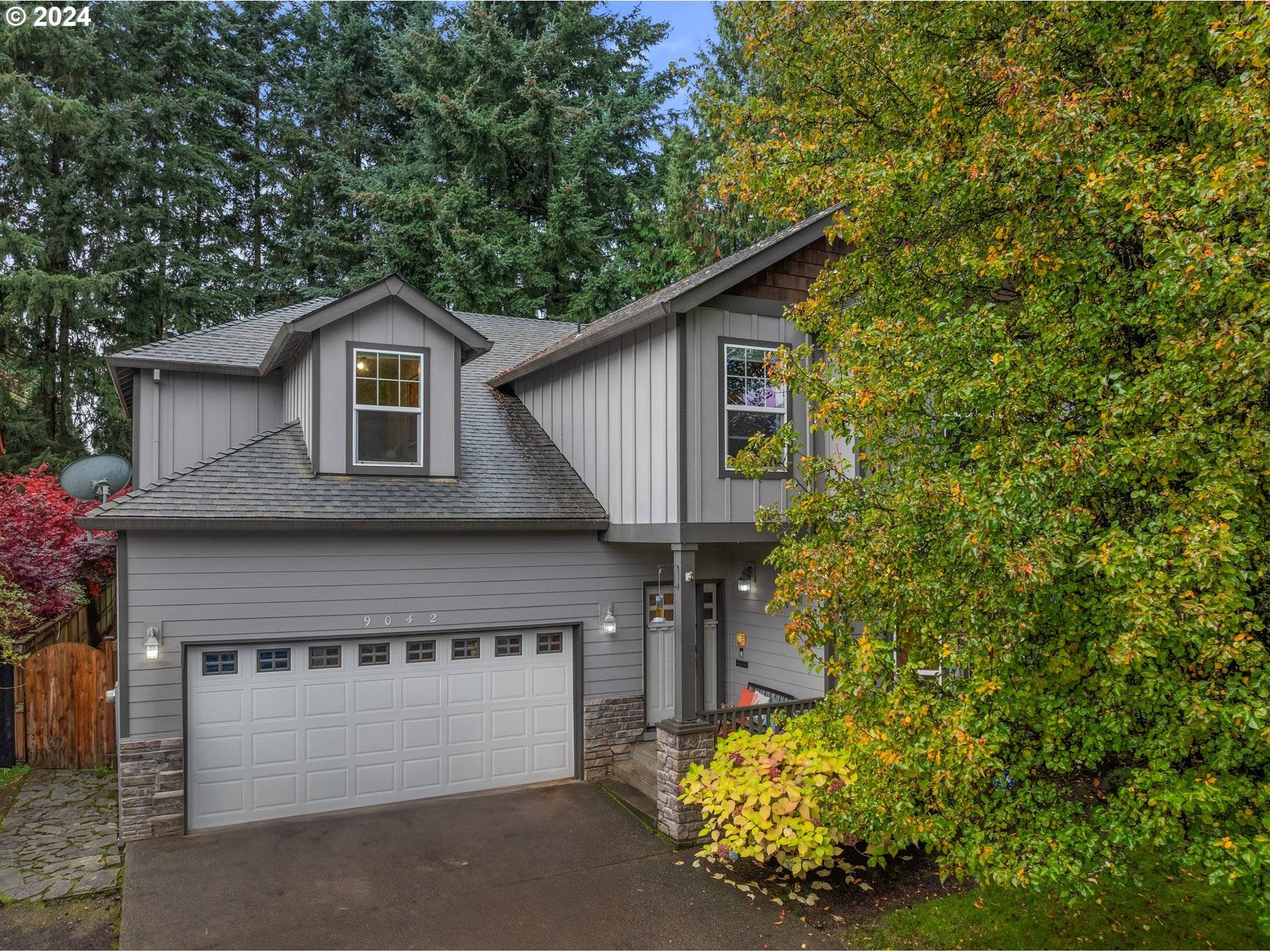 Tigard, OR 97224,9042 SW BLACKOAKS LN