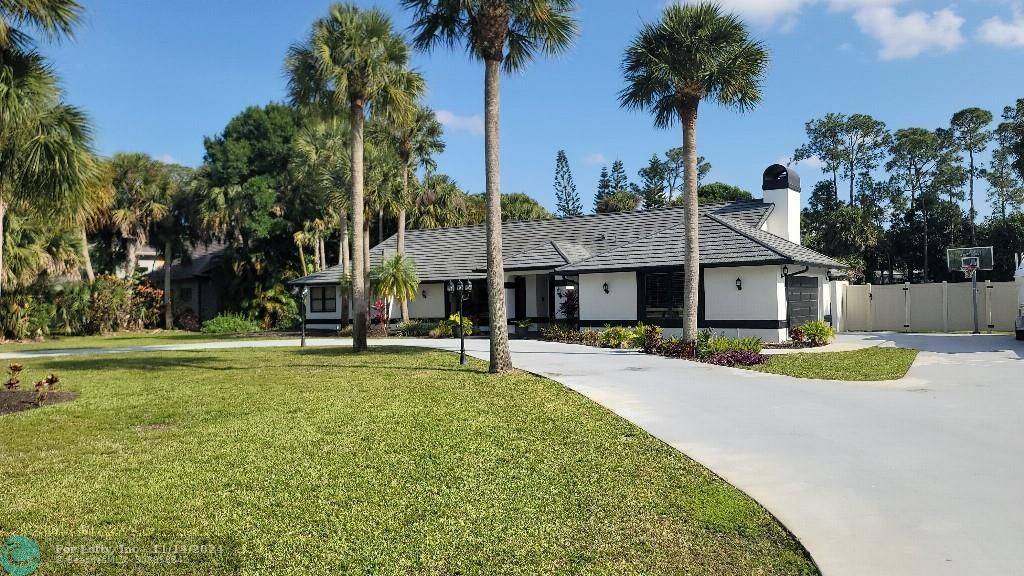 Wellington, FL 33414,13768 Doubletree Trail