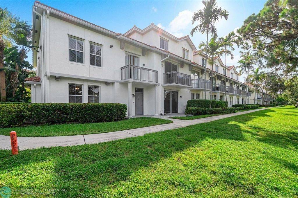 Delray Beach, FL 33444,2050 Alta Meadows Ln  #2103