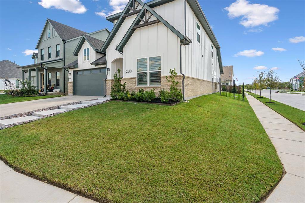 Aledo, TX 76008,200 Bunting Court