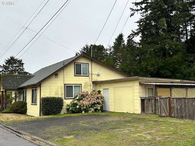 Florence, OR 97439,477 1/2 GREENWOOD ST