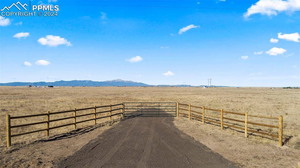 Calhan, CO 80808,2 Log RD