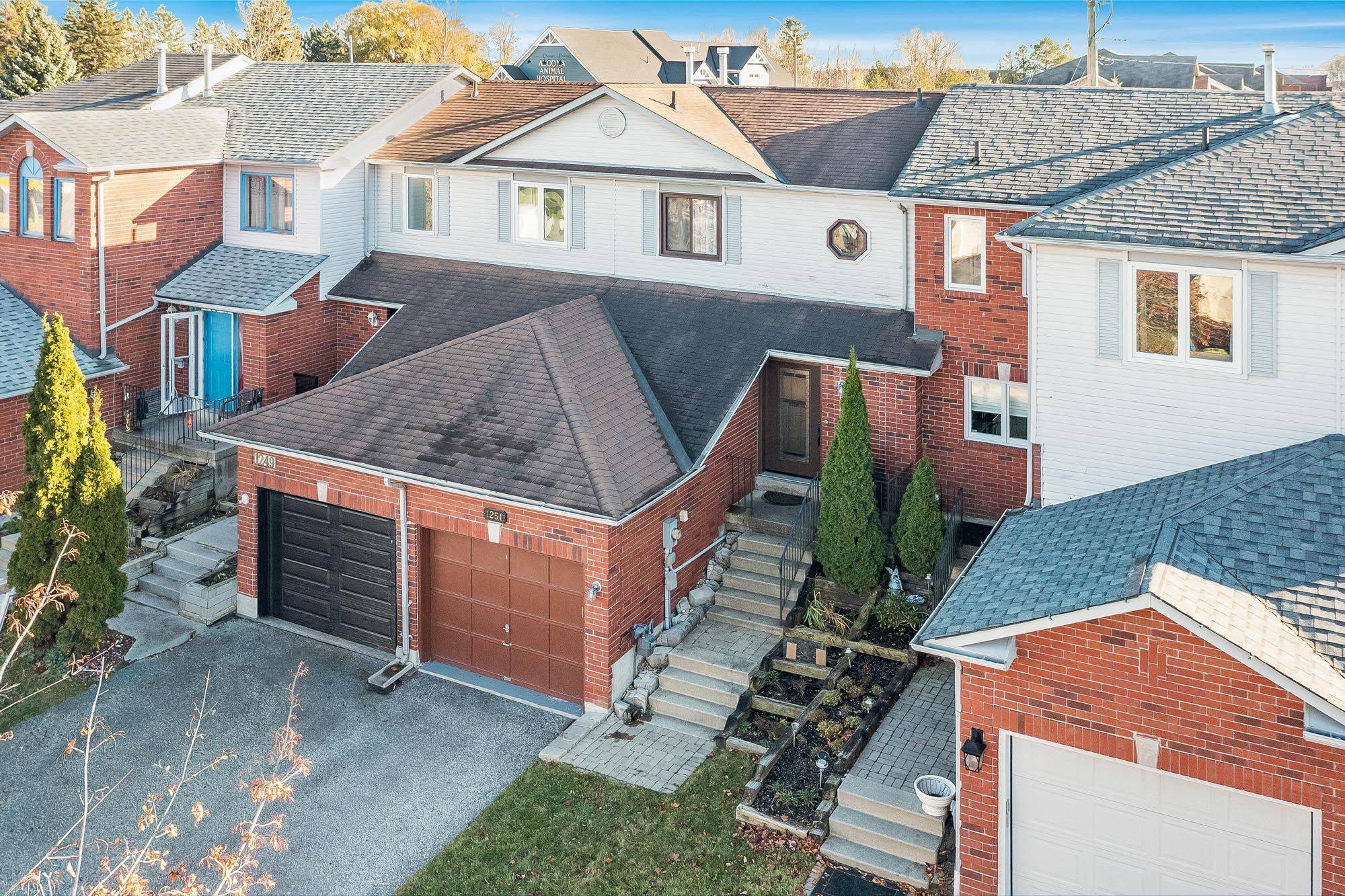 Innisfil, ON L9S 1X4,1251 Coleman CT