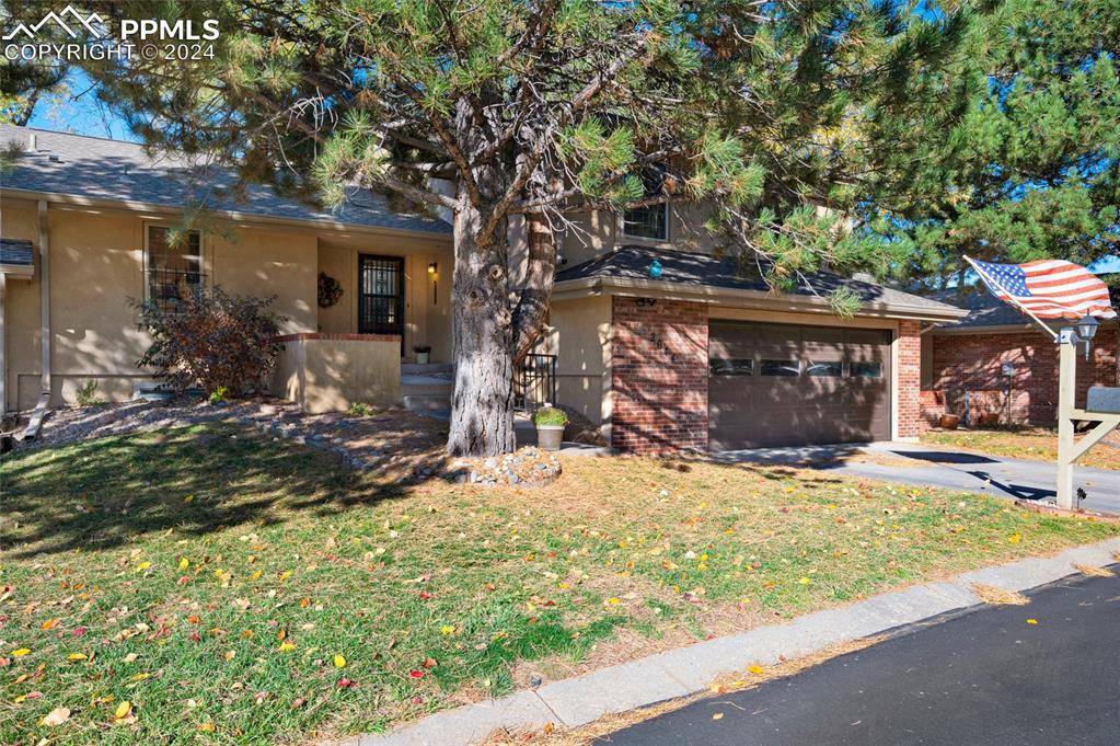 Colorado Springs, CO 80906,2044 Glenhill RD