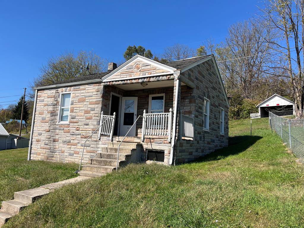 North Tazewell, VA 24630,127 Whitley St.