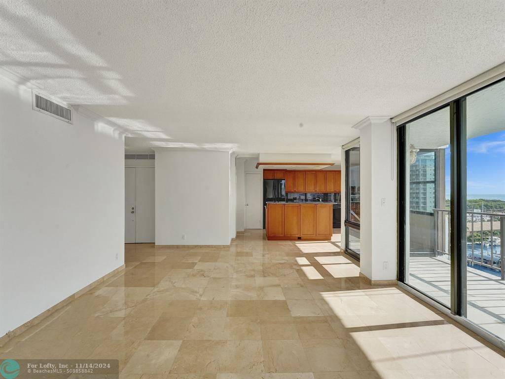 Fort Lauderdale, FL 33304,936 Intracoastal Dr  #11F