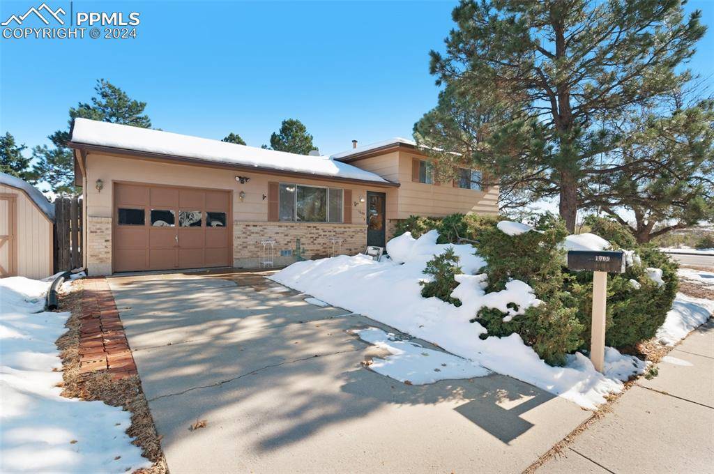 Colorado Springs, CO 80915,1009 Galley PL