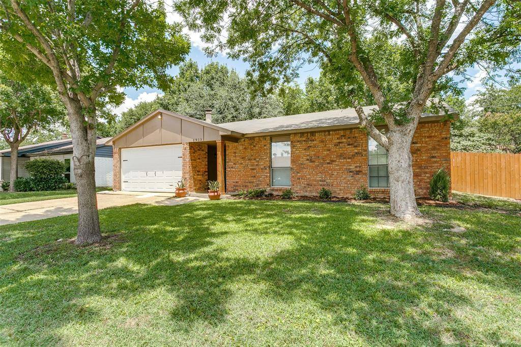 North Richland Hills, TX 76182,6913 Arborbrook Drive