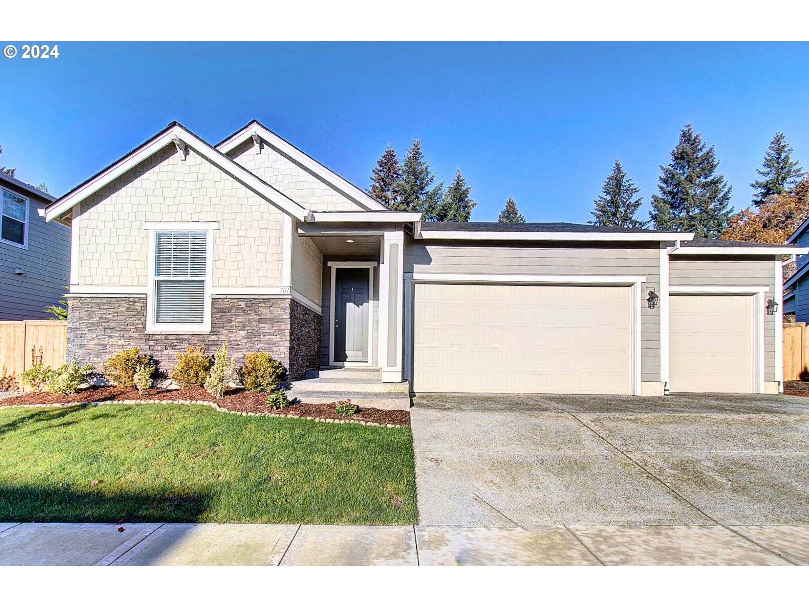 Ridgefield, WA 98642,701 N KEMPER LOOP