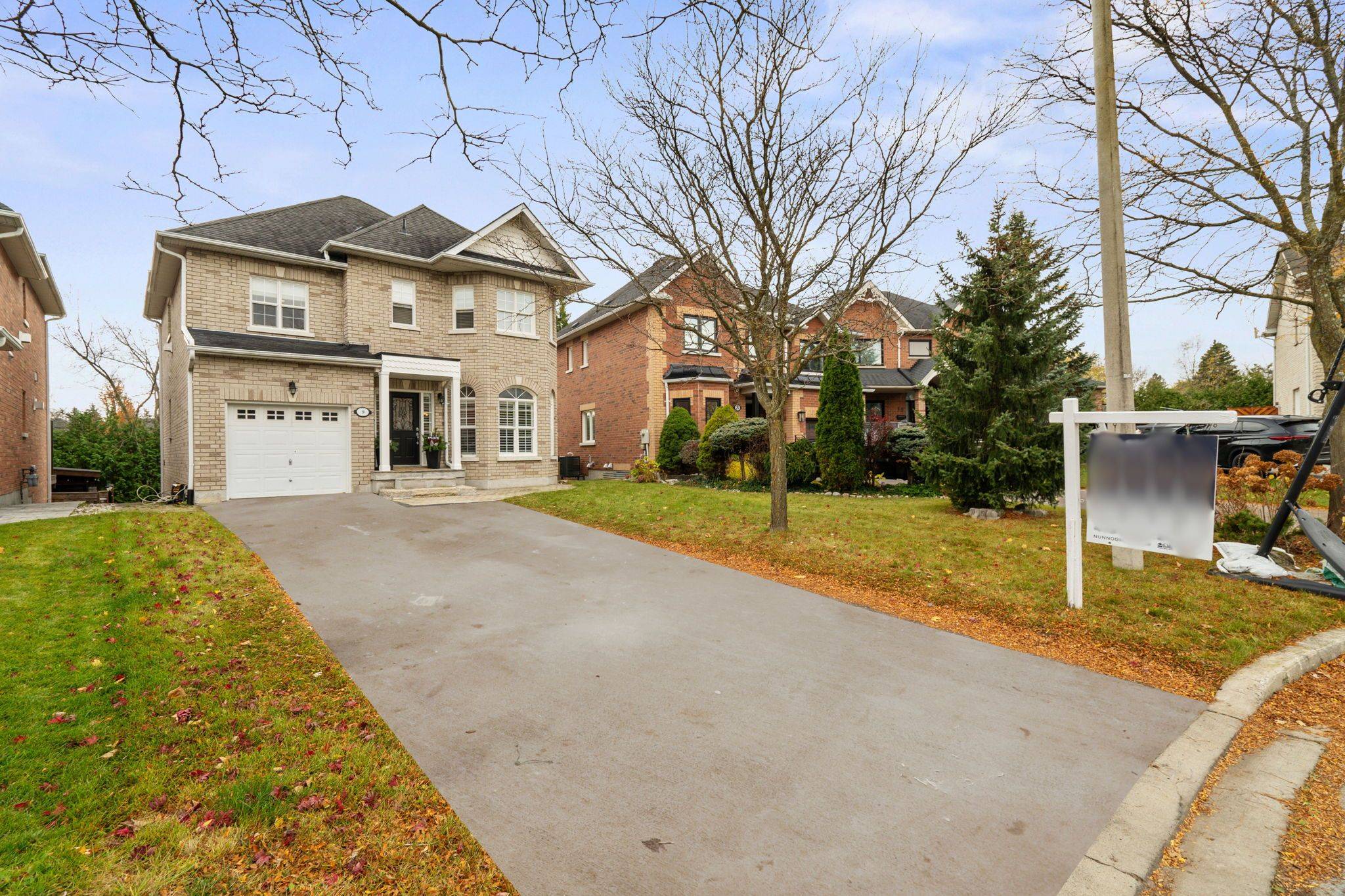 York, ON L4C 0P6,9 Mill Walk CT