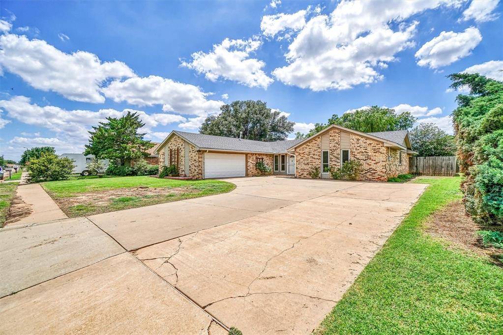 Altus, OK 73521,809 Rosehaven Drive