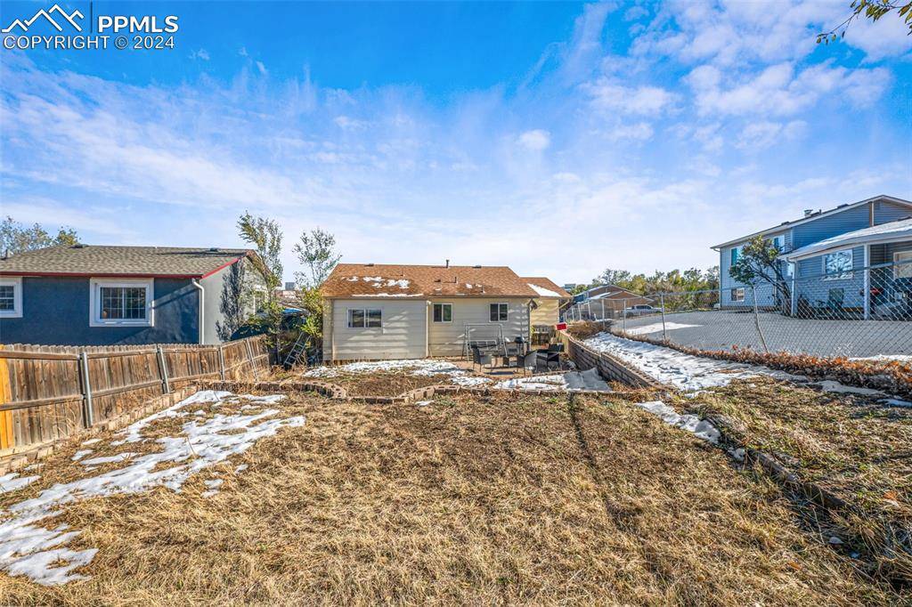 Colorado Springs, CO 80906,4358 College View DR