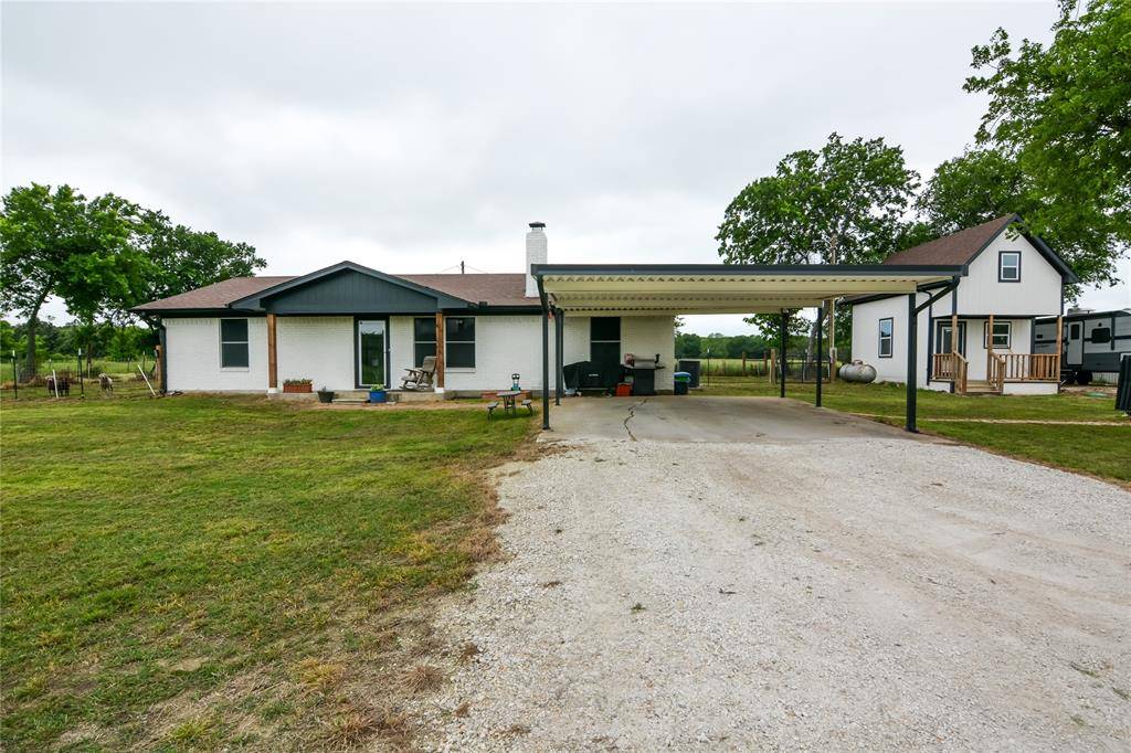 Cleburne, TX 76031,5808 County Road 1200