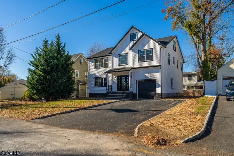 Scotch Plains Twp., NJ 07076,2369 Whittier Ave