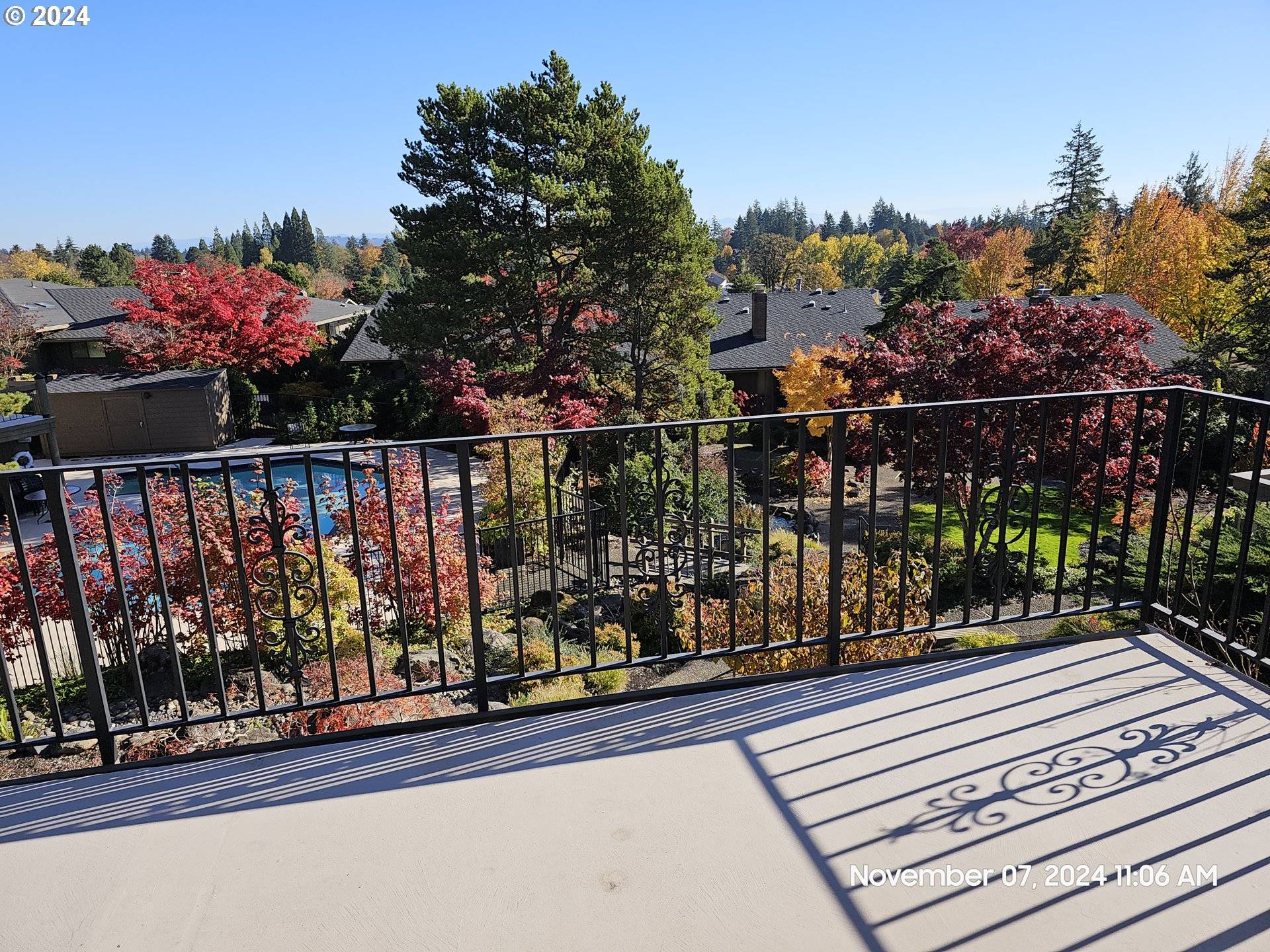 Lake Oswego, OR 97035,60 CONDOLEA TER