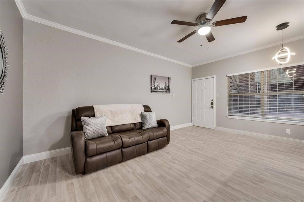 Dallas, TX 75248,5325 Bent Tree Forest Drive #1126