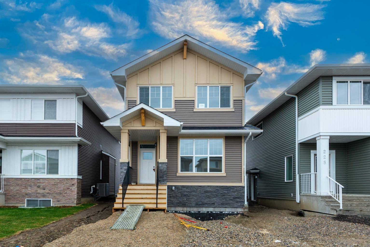 Chestermere, AB t1x2t1,229 chelsea PL