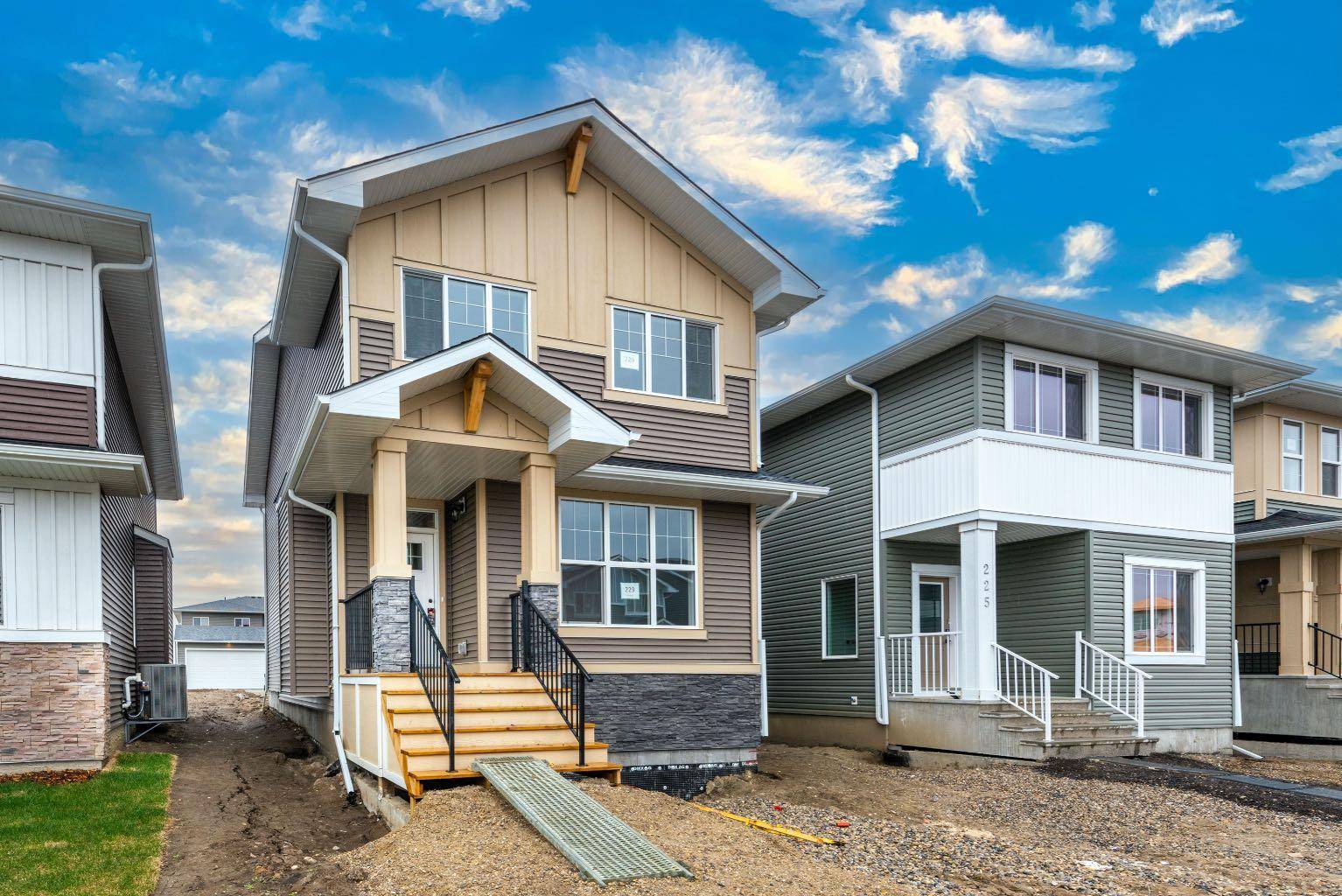 Chestermere, AB t1x2t1,229 chelsea PL