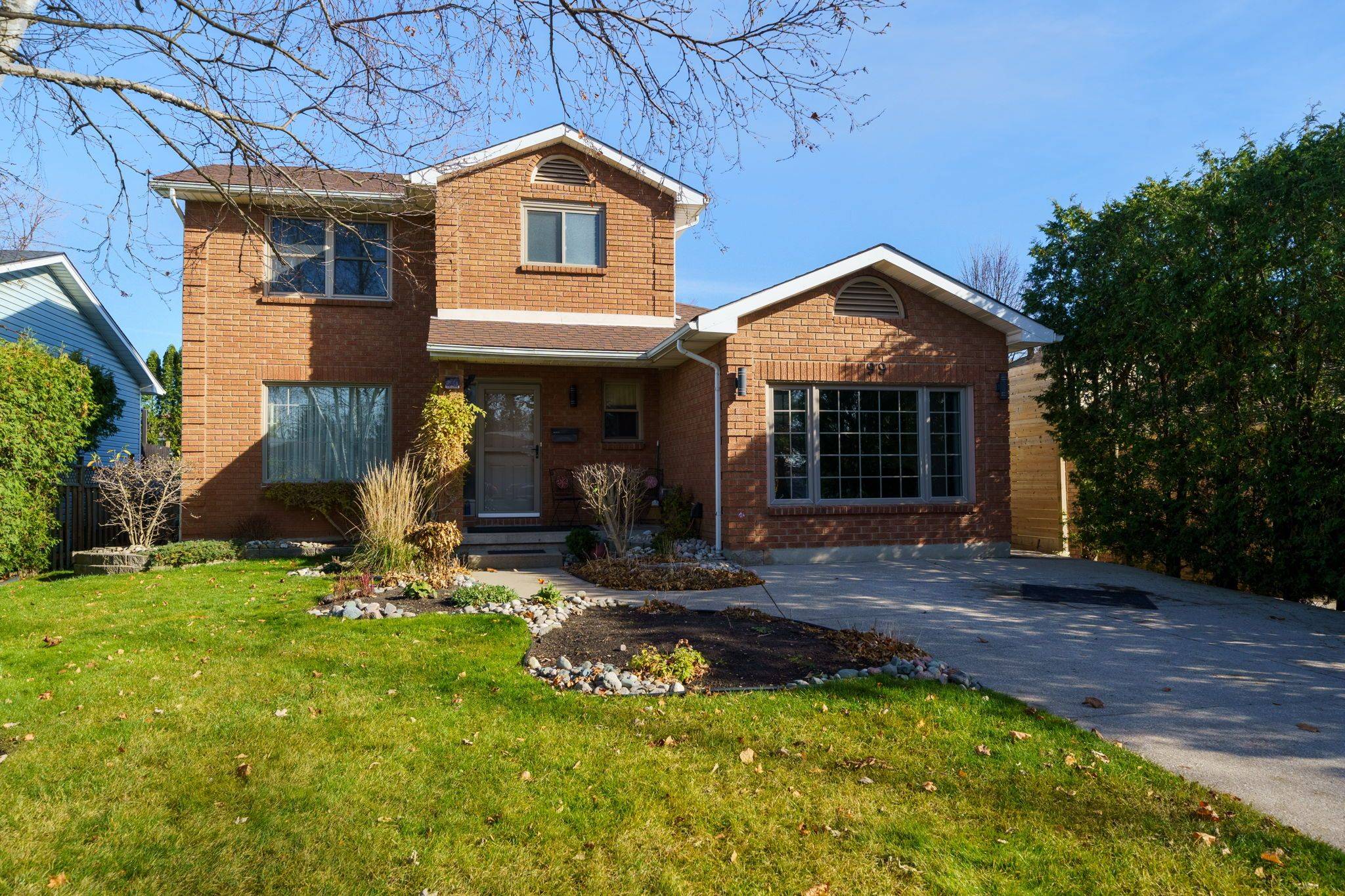 Strathroy-caradoc, ON N7G 2E8,99 Egerton ST