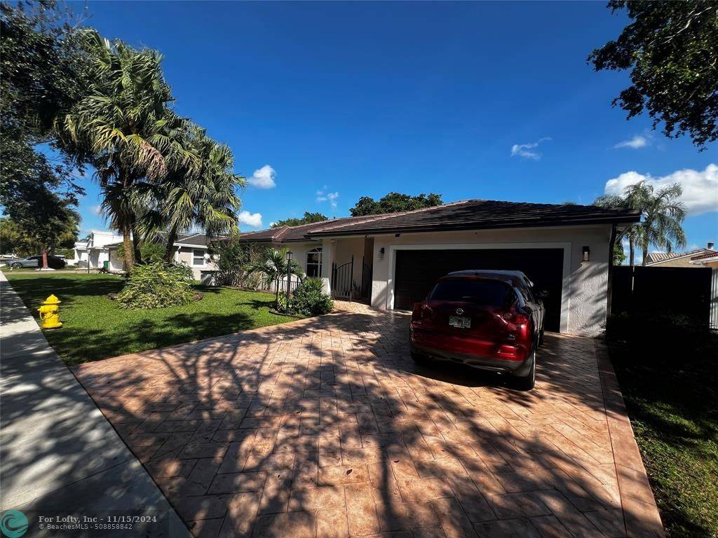 Davie, FL 33331,5210 Hawkes Bluff Ave