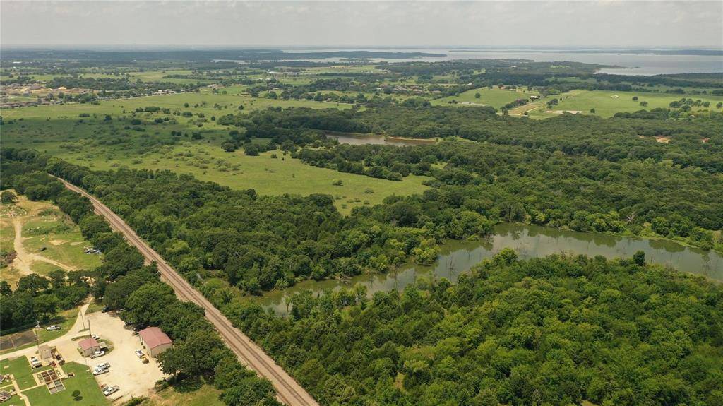 Pilot Point, TX 76258,001 Holford