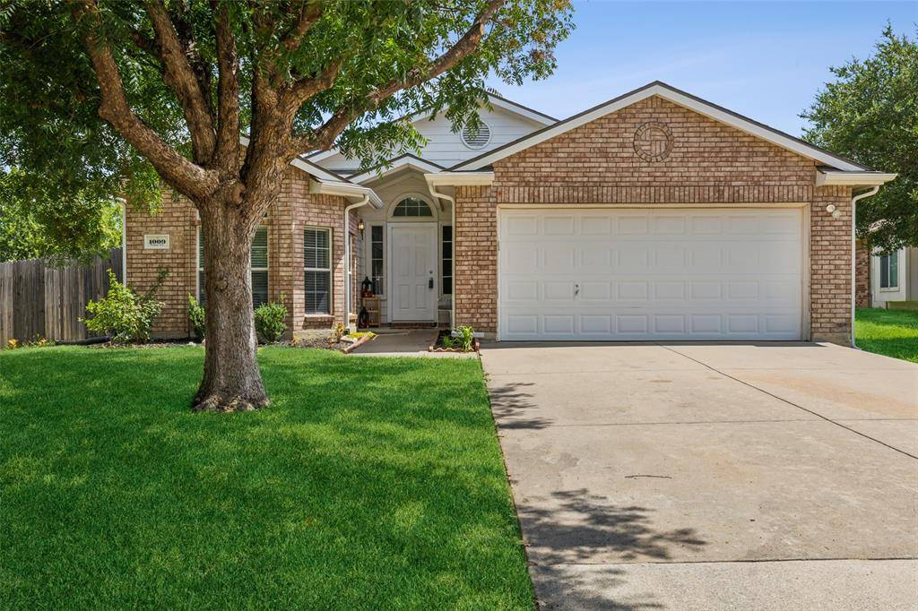 Saginaw, TX 76131,1009 Crane Circle