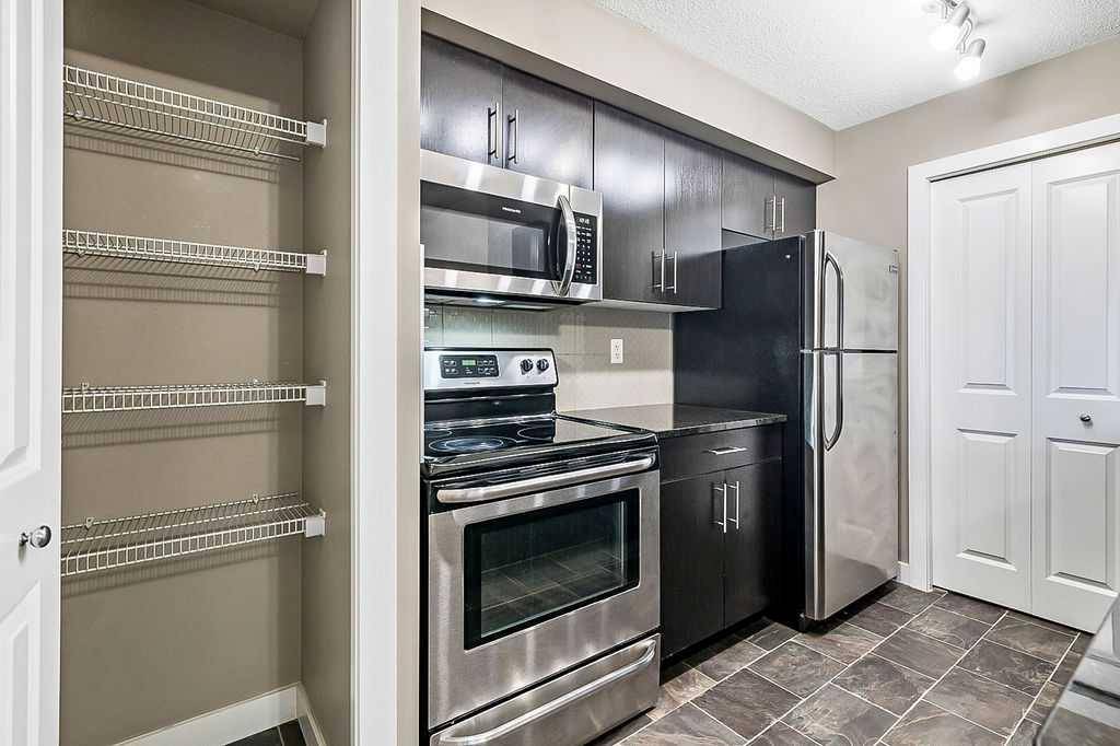 Calgary, AB T2X 2B9,81 Legacy BLVD SE #1310