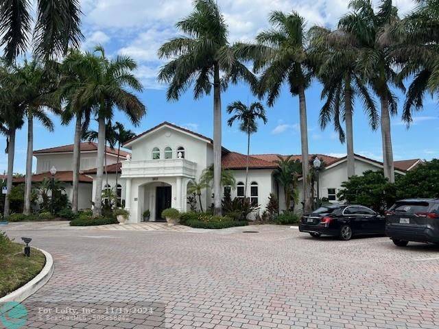 Boynton Beach, FL 33435,912 Villa Cir  #912