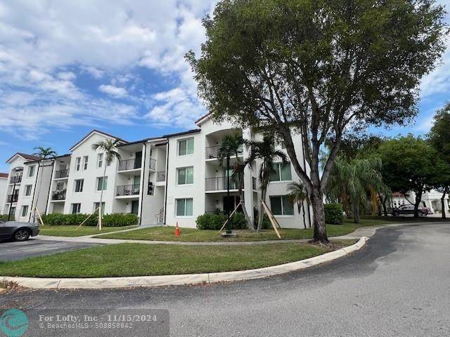 Boynton Beach, FL 33435,912 Villa Cir  #912