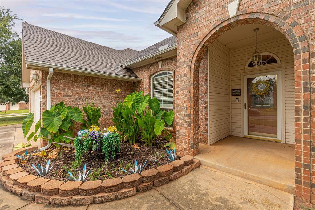 Norman, OK 73071,2813 Stonebridge Court