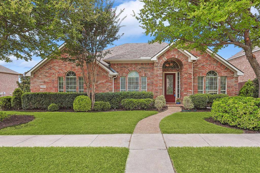 Fort Worth, TX 76244,12305 Water Oak Drive