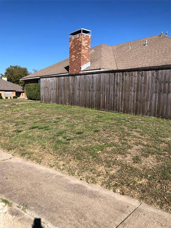 Desoto, TX 75115,434 Warbler Drive