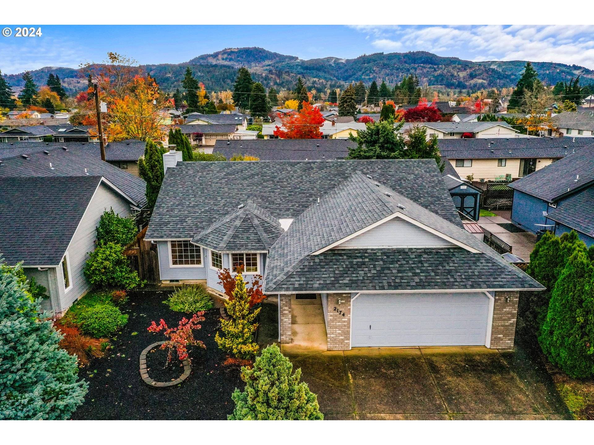 Springfield, OR 97477,2174 BONNIE LN