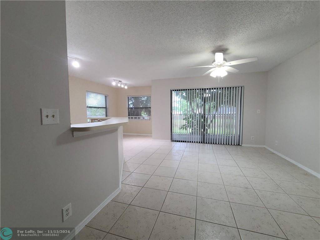 Sunrise, FL 33322,9999 Summerbreeze Dr  #1014