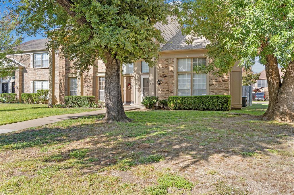 Arlington, TX 76014,1609 Creek Bank Lane