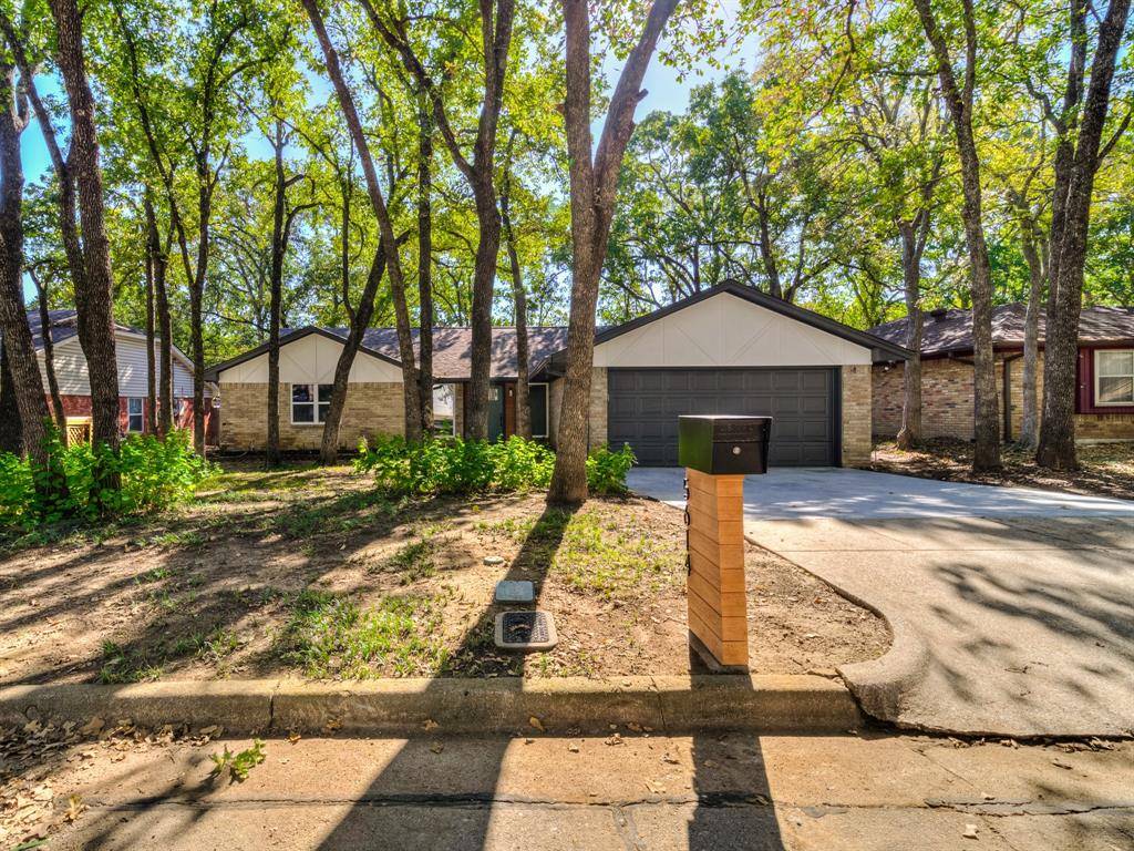 Arlington, TX 76016,5614 Firewood Drive