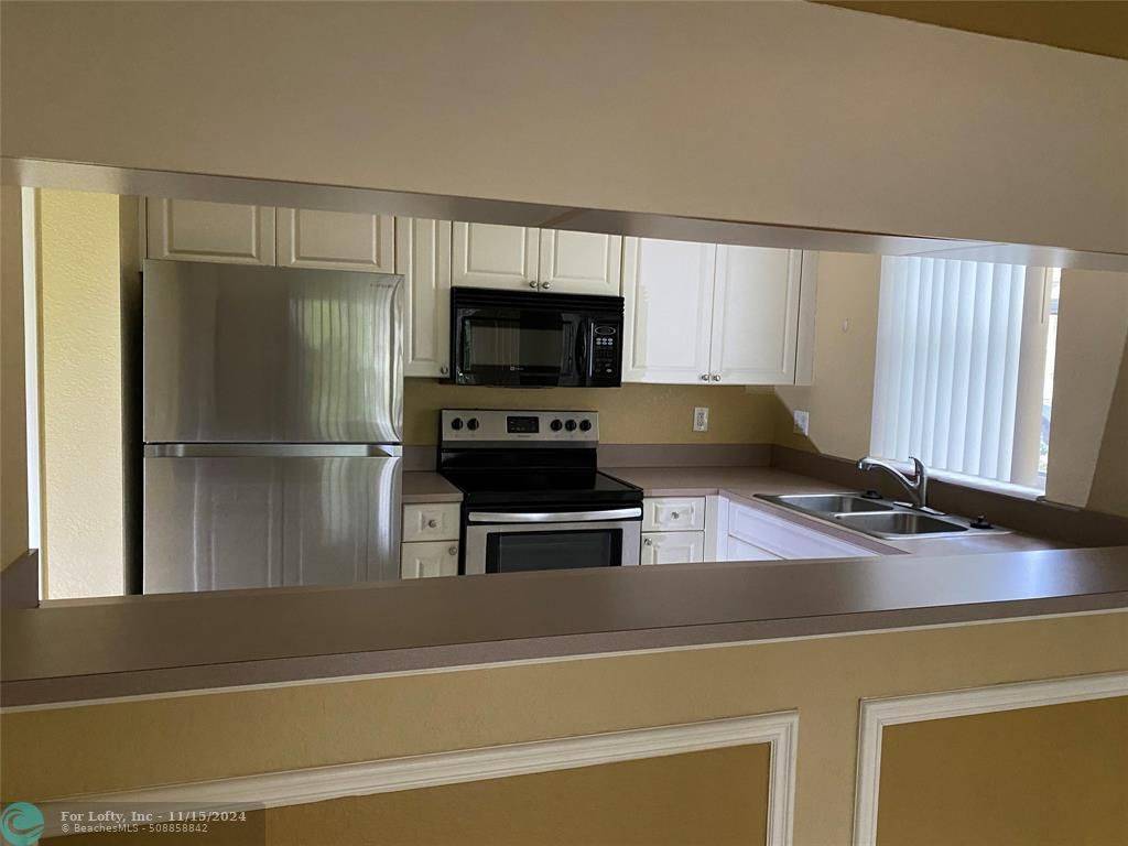 Coral Springs, FL 33067,6570 W Sample Rd