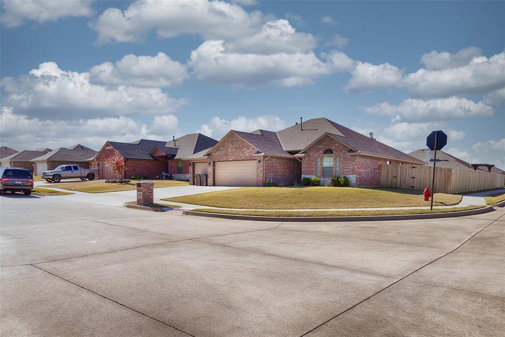 Yukon, OK 73099,4536 Oasis Court